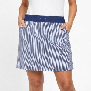 Chico's Zenergy Athletic Skort Skirt in Navy and White Stripe Size 1.5 Size 10